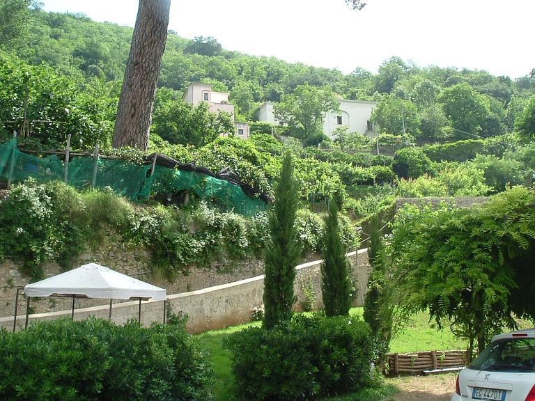Pietra Rosa Bed & Breakfast Tramonti Bagian luar foto